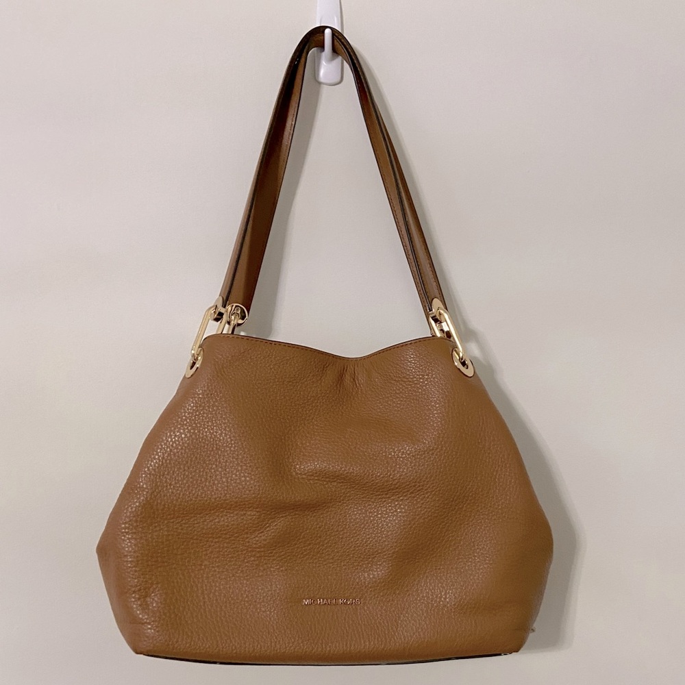 Michael Kors Raven Large Leather Shoulder Bag in Acorn